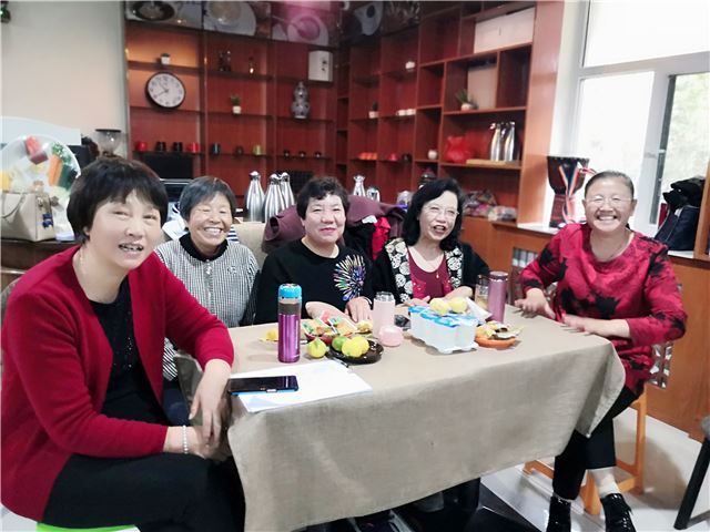 九九重陽(yáng)節(jié) 濃濃敬老情
