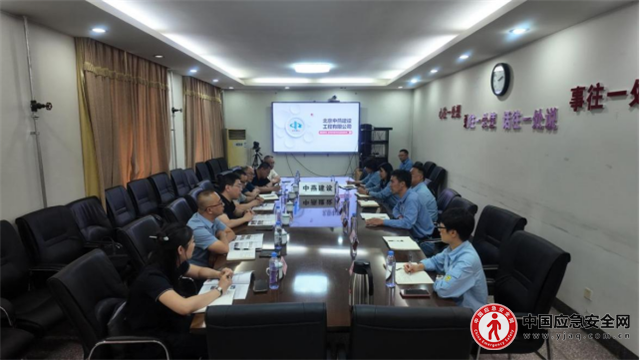 新疆伊吾縣代表團與